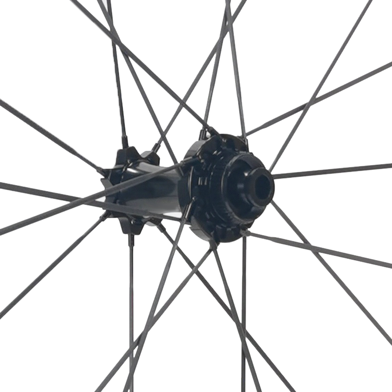 carbon spoke wheelset